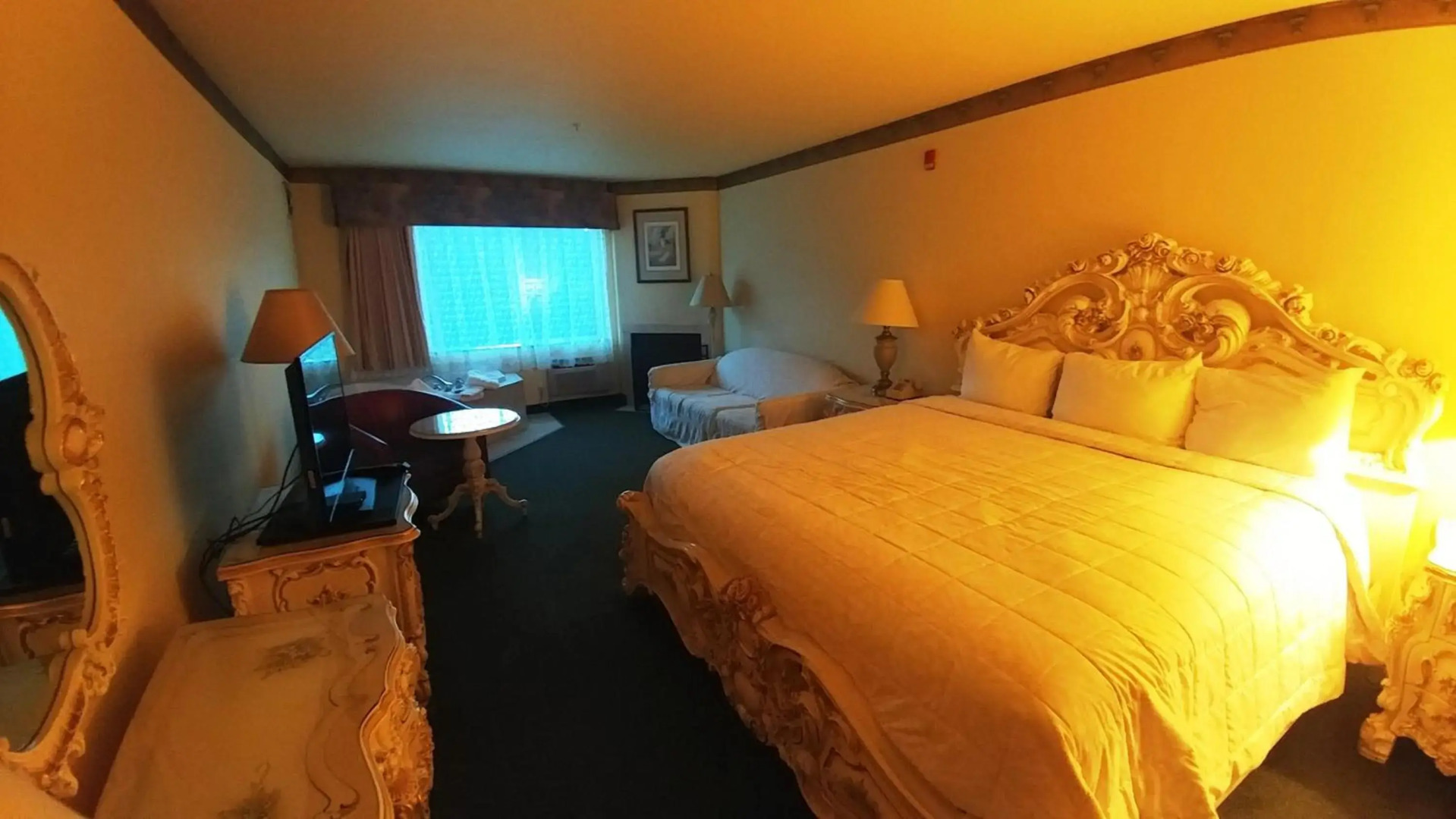 Palace Inn Suites Lincoln City