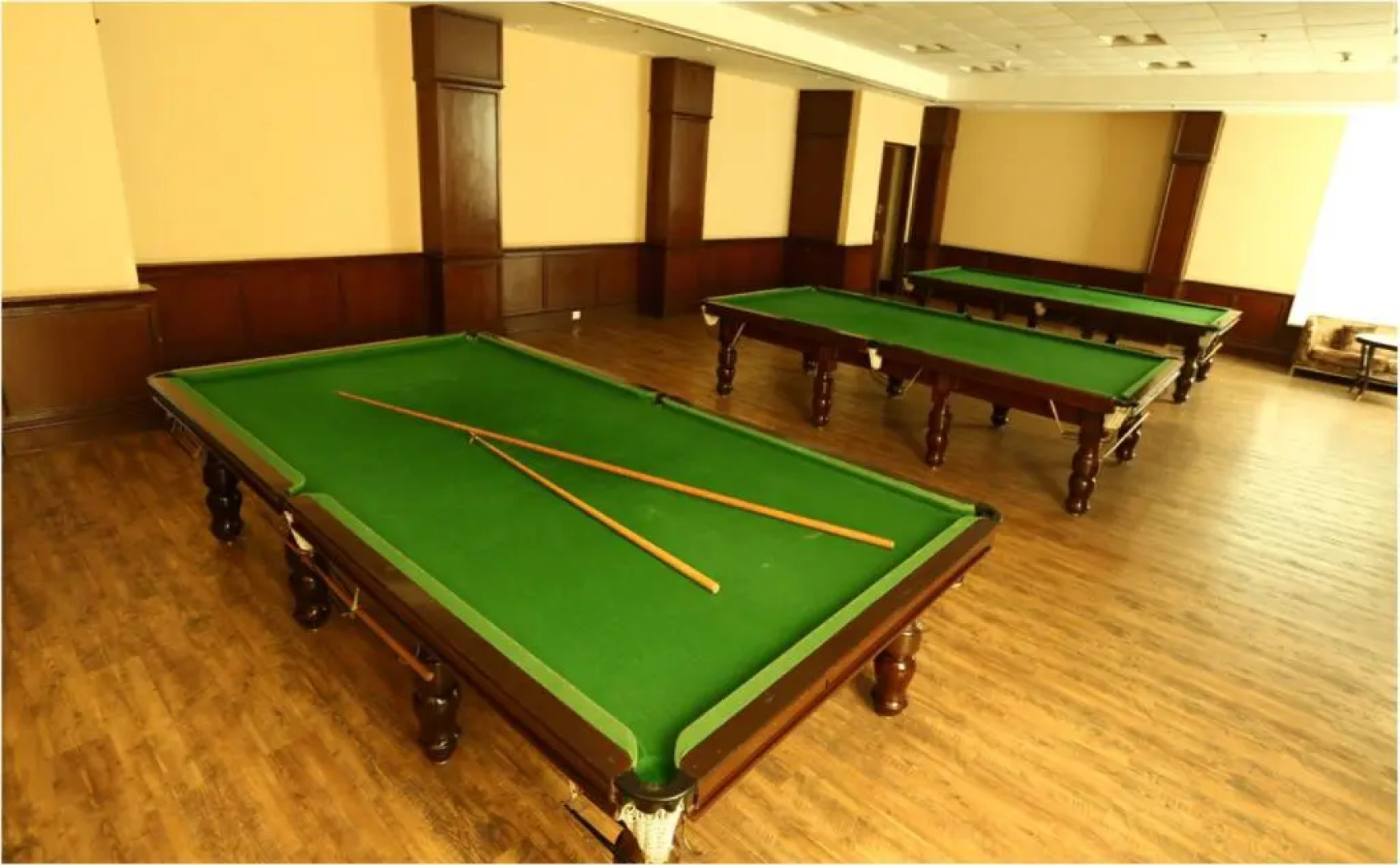 NIRVANA Luxury Hotel l Ludhiana