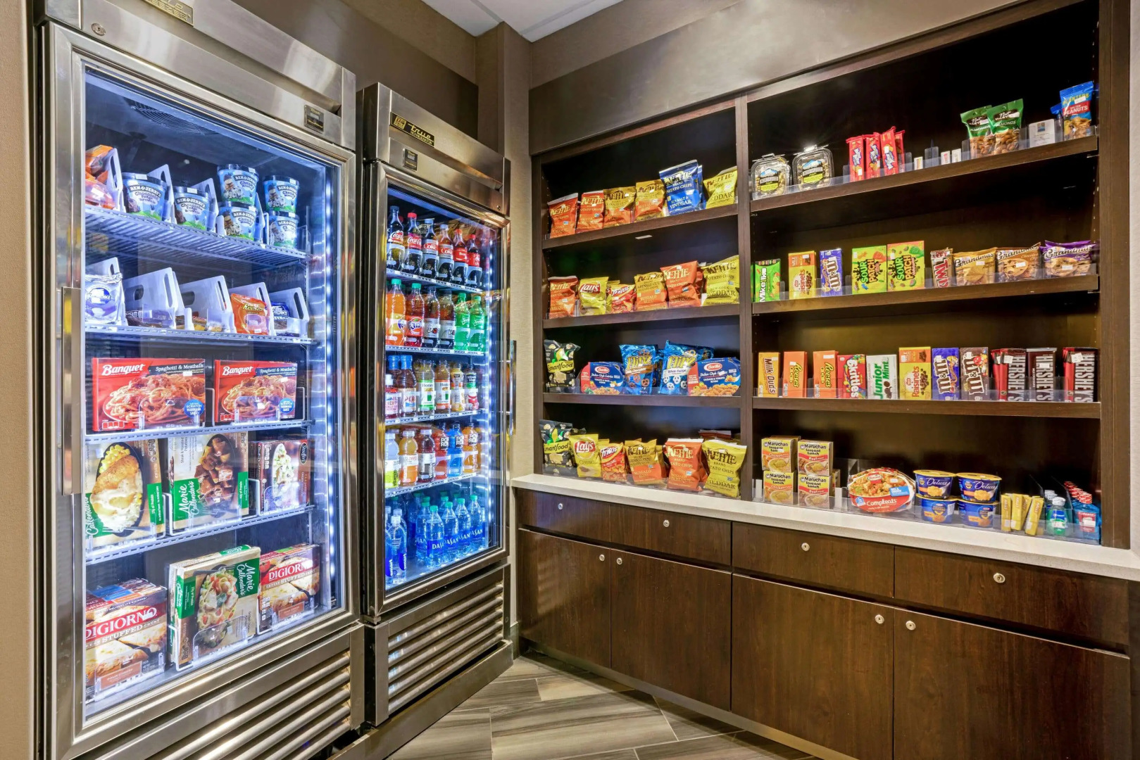 La Quinta Inn & Suites by Wyndham Tacoma - Seattle