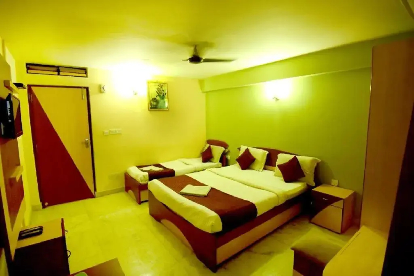 Hotel Shastri Paradise