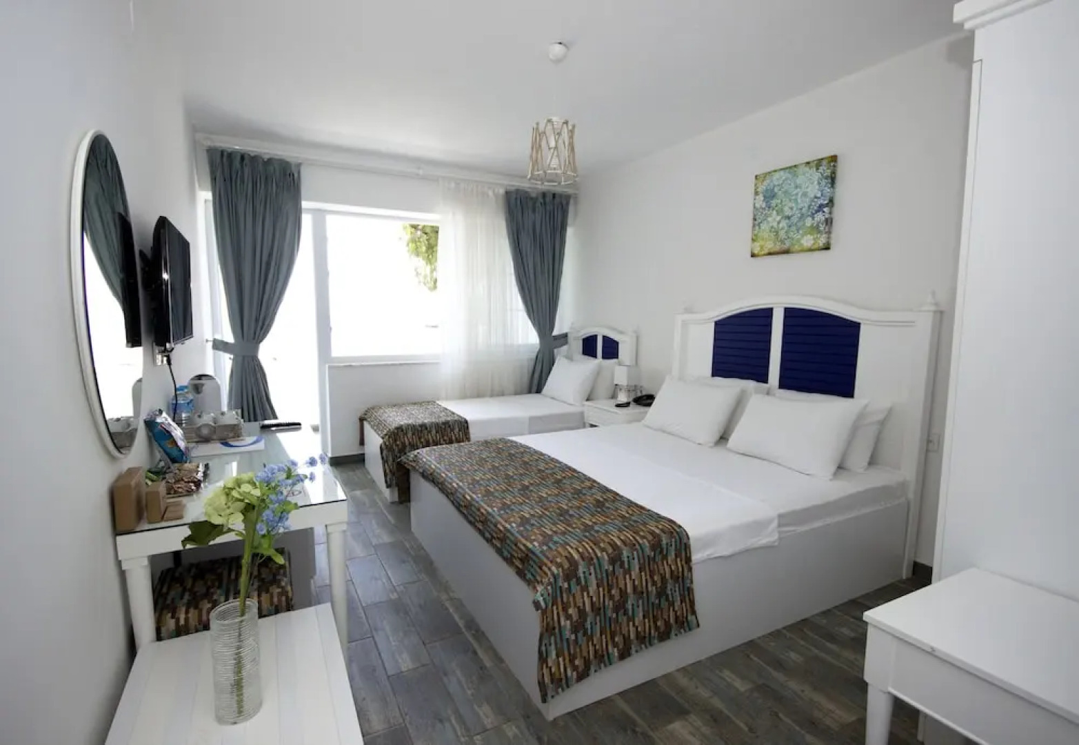 Mavi Beyaz Butik Otel