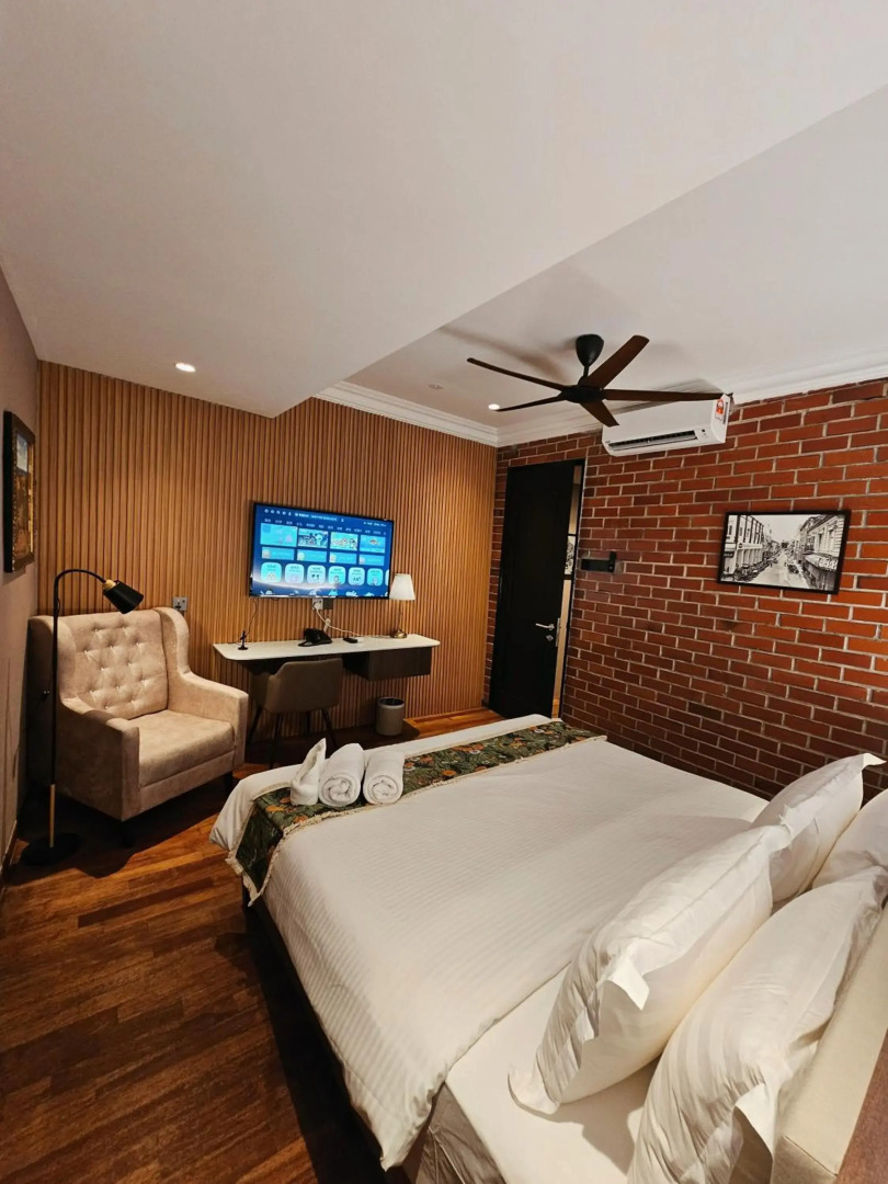 Reunion Heritage House