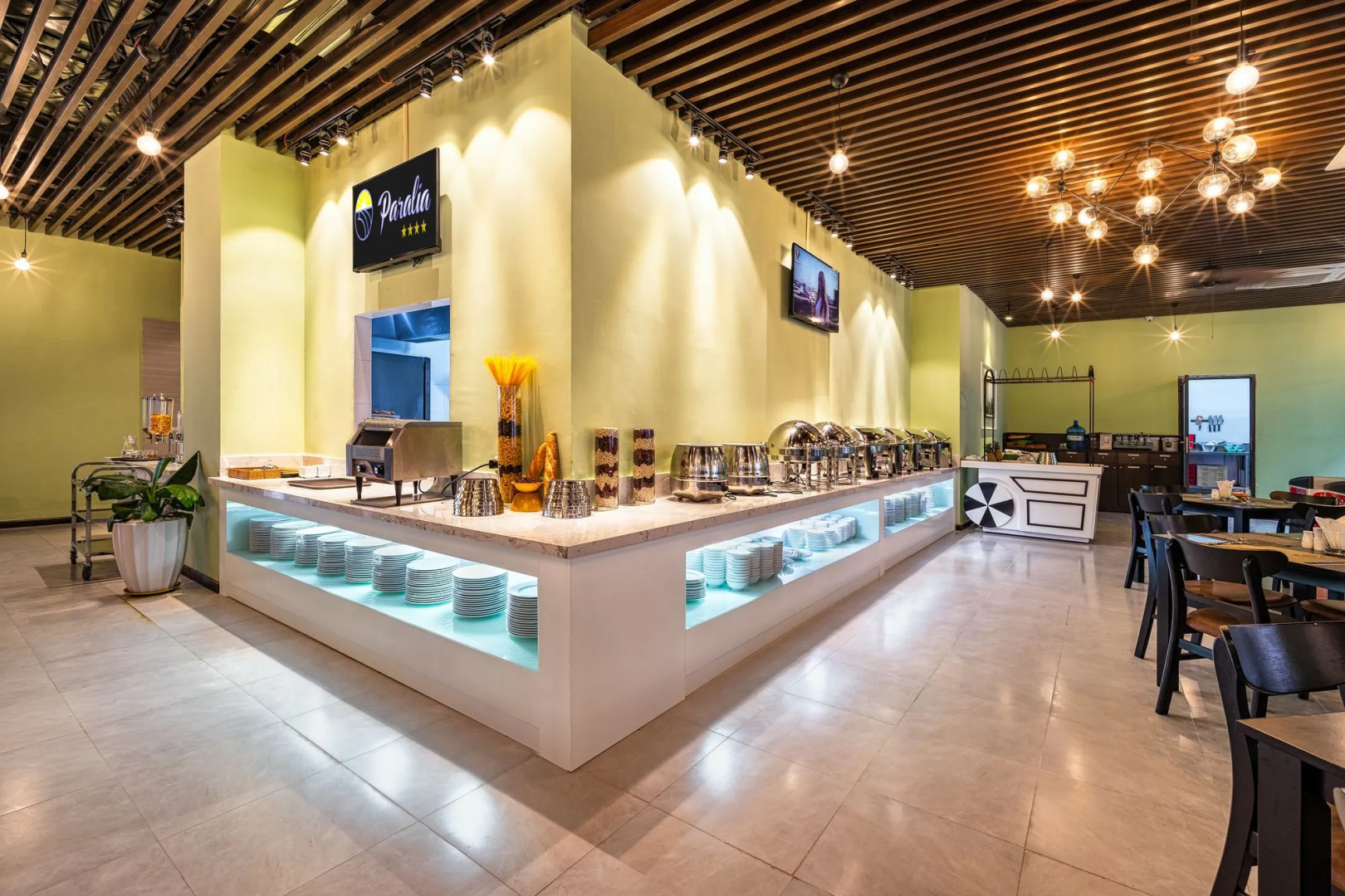 Paralia Hotel Nha Trang