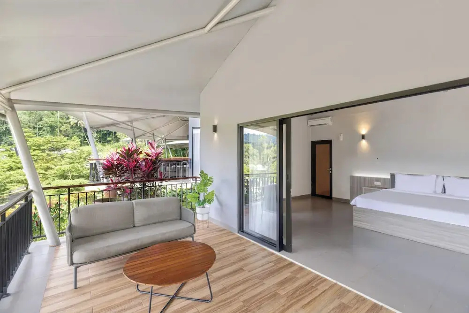 The Glamping @ARTOTEL Pelangi Park