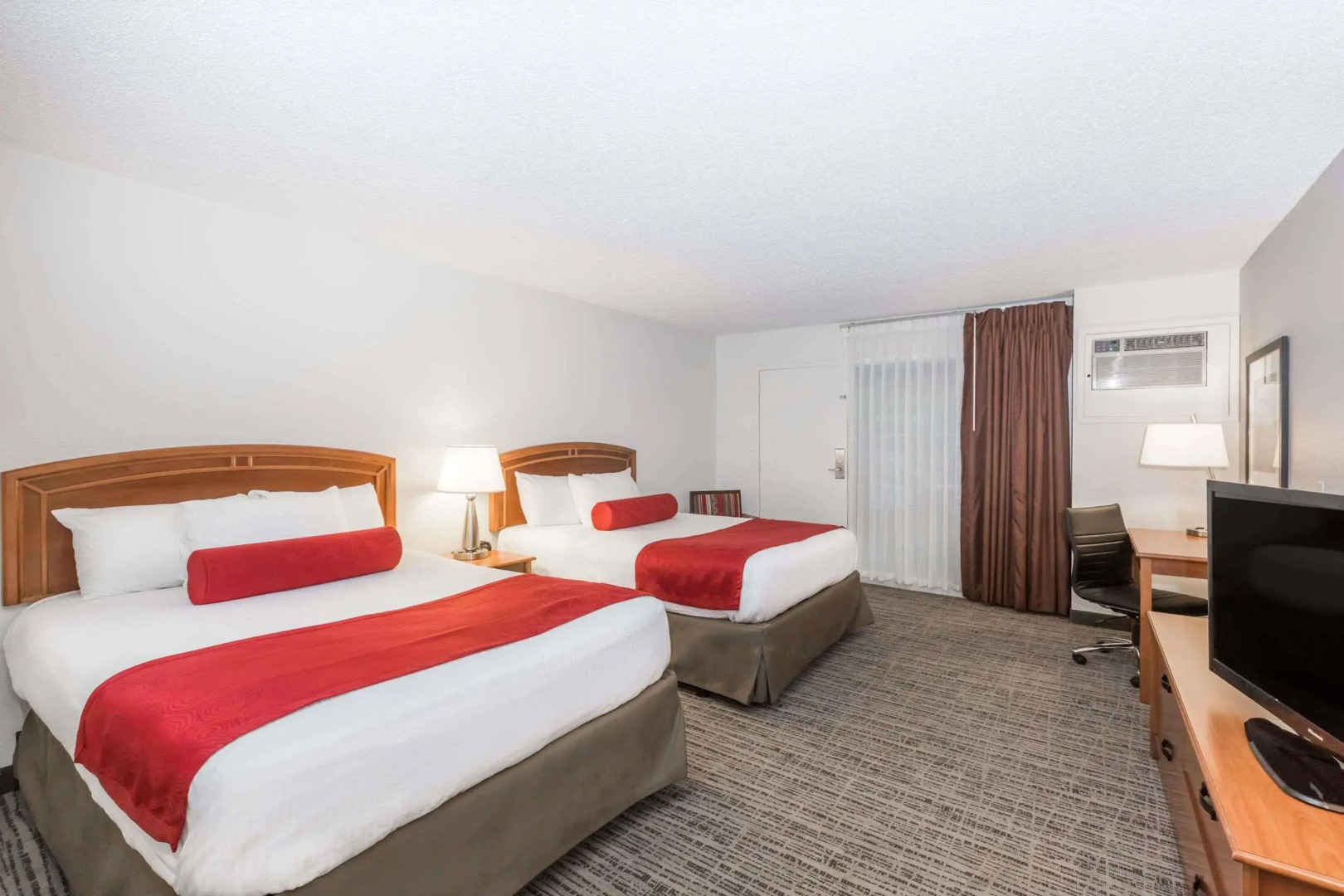 Ramada Ankeny