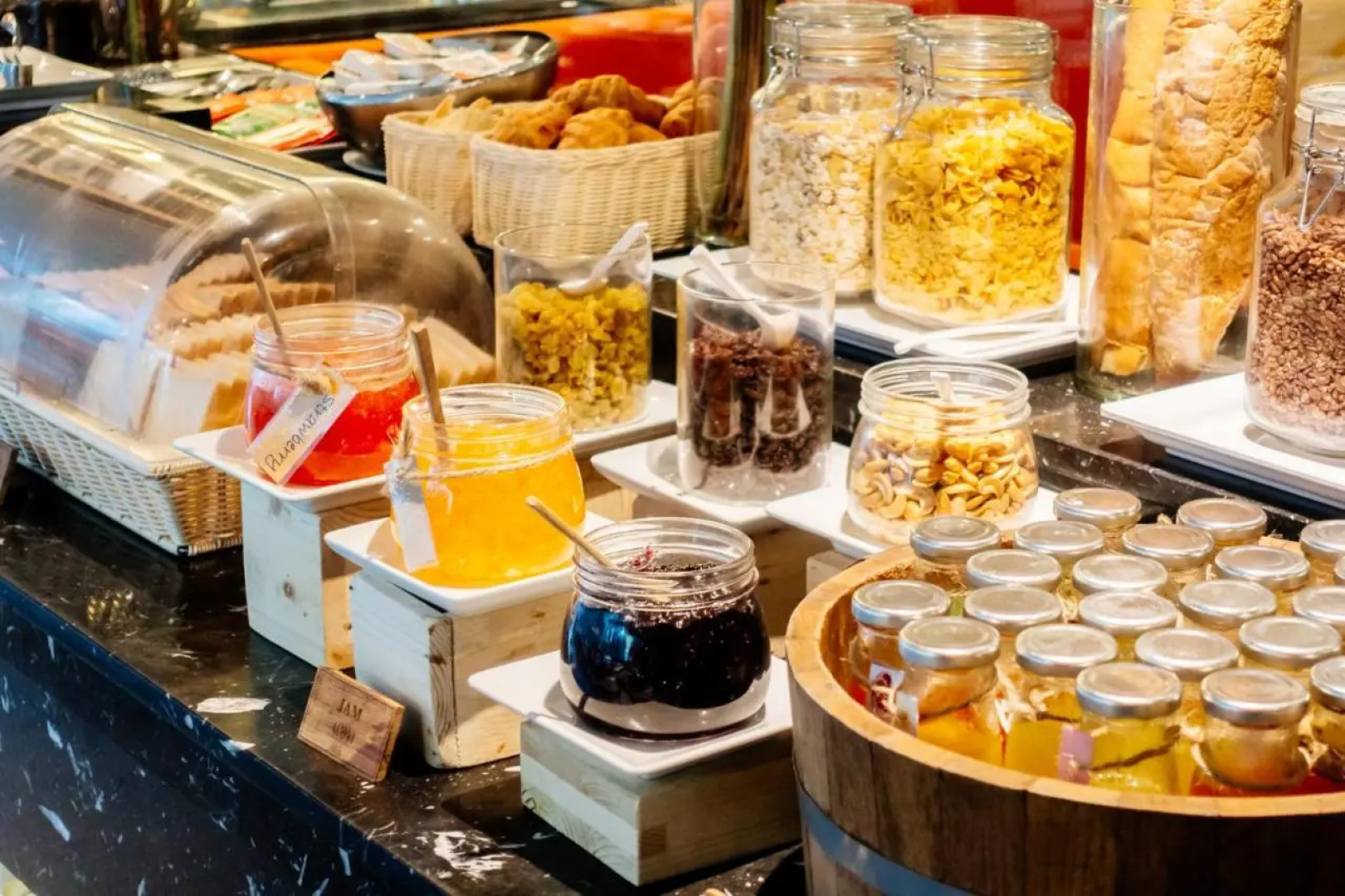 Отель Oh Nice Caledonia