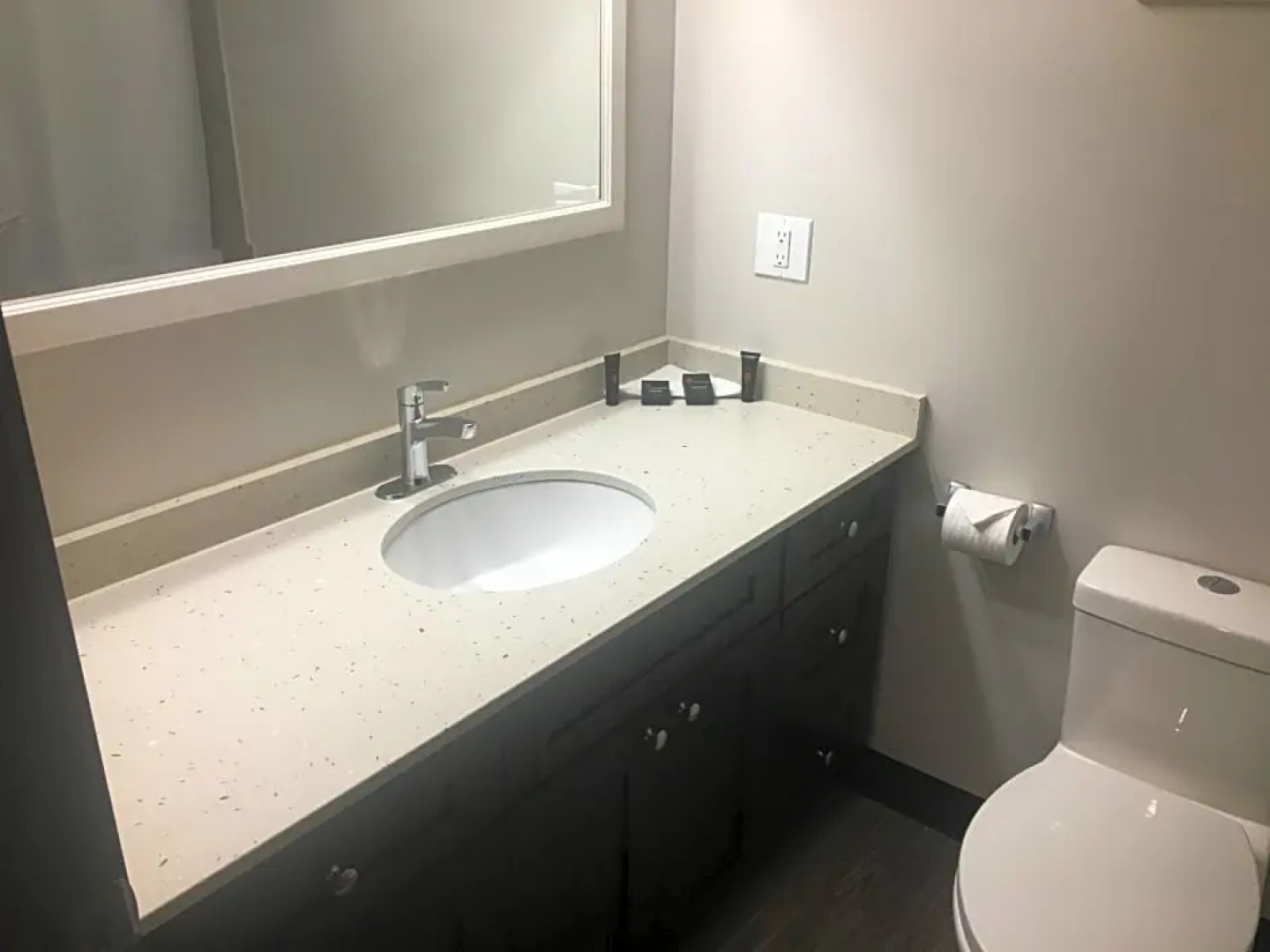 Homestead Inn & Suites