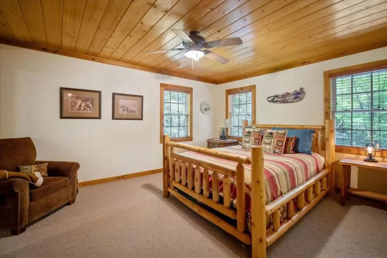 Cowboy Cabin - Gorgeous Unique Mountain Cabin With Creek Porch Pool Table