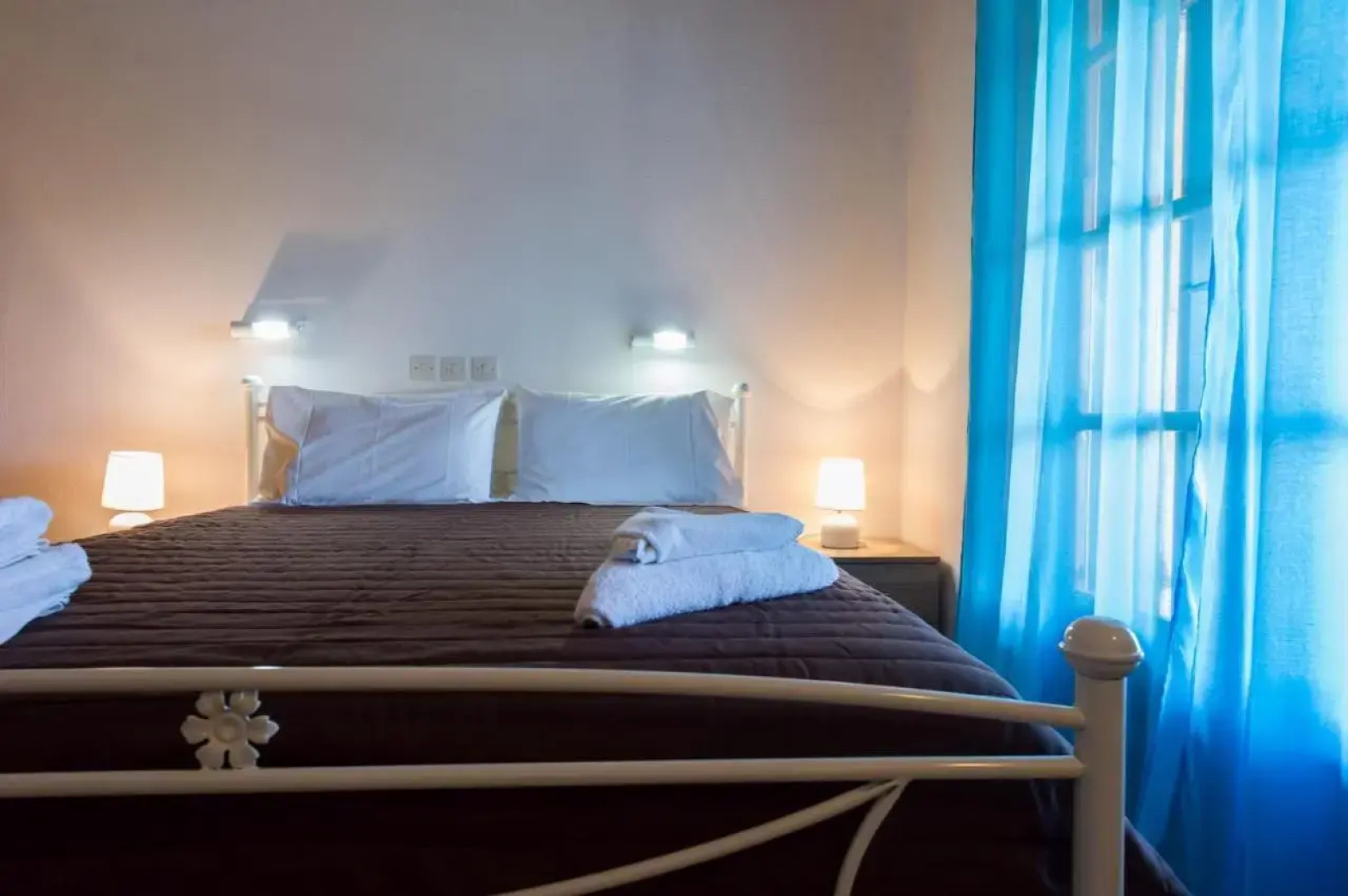 Renata Rooms & Studios