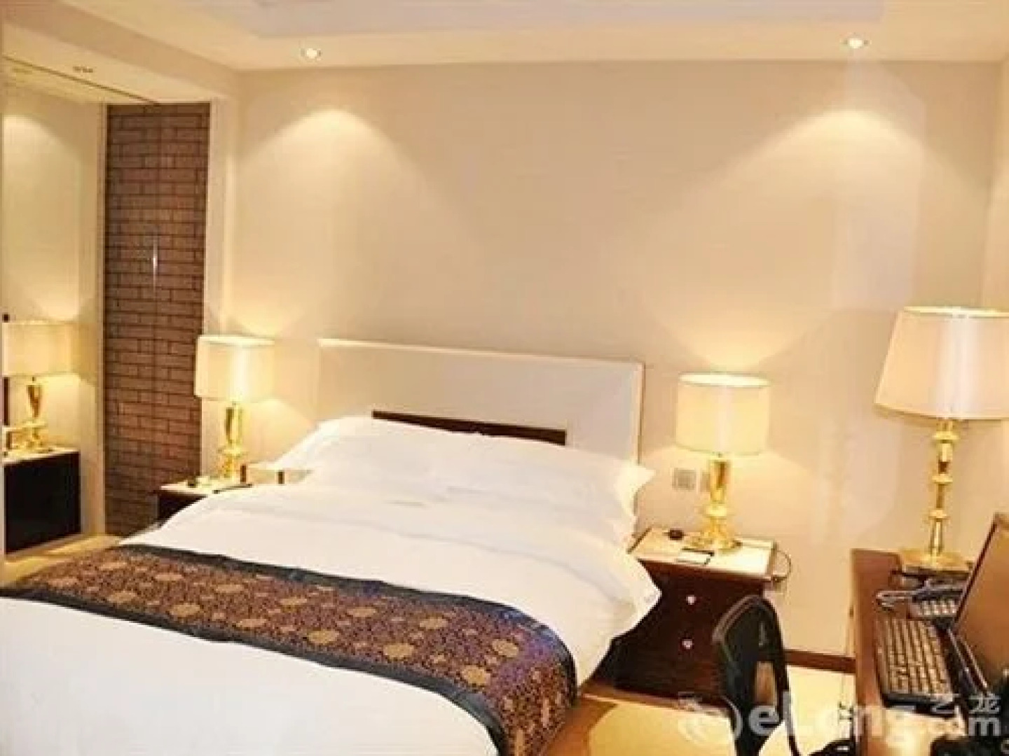 Jining Jinchen International Hotel