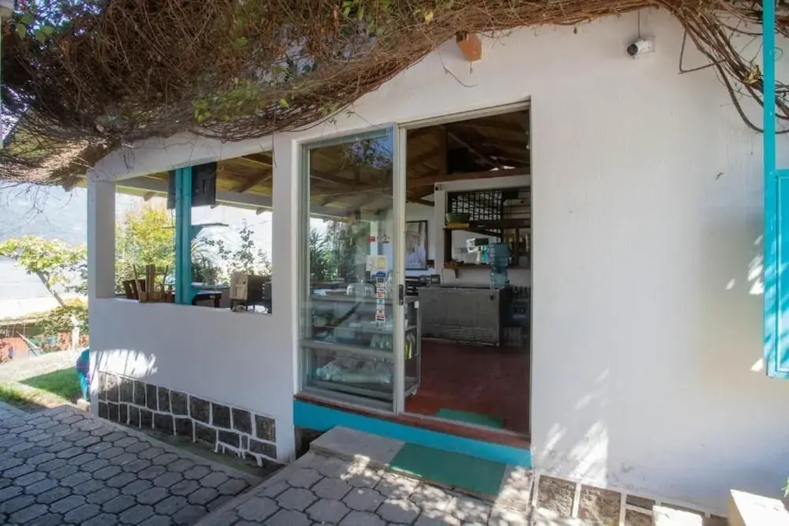 Hotel y Rest las Cristalinas