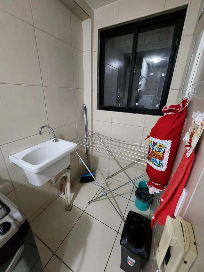 Apartamento mobiliado e confortável em candeias