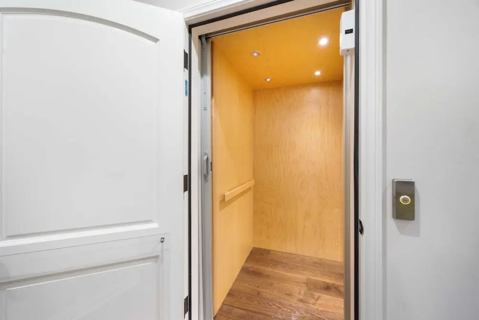 Seventh & Shore Stylish Seal Beach Home w/ Elevator, Fireplace + Bold Design