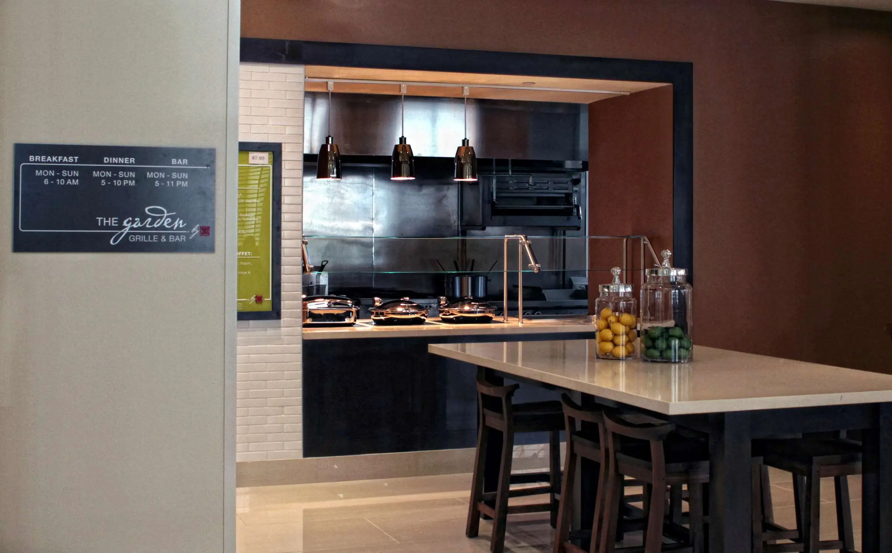 Hilton Garden Inn Victoria