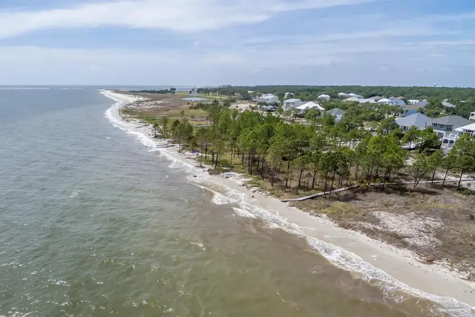 Bikinis & Martinis - Surf Club B12