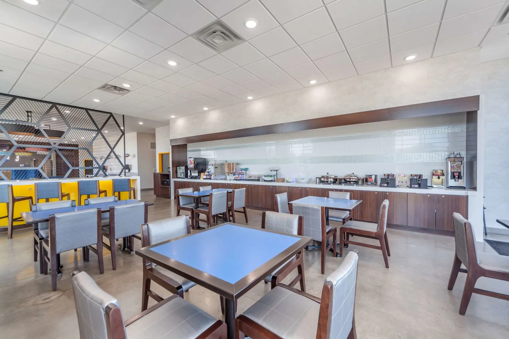 GLō Best Western Dawley Farms In Sioux Falls