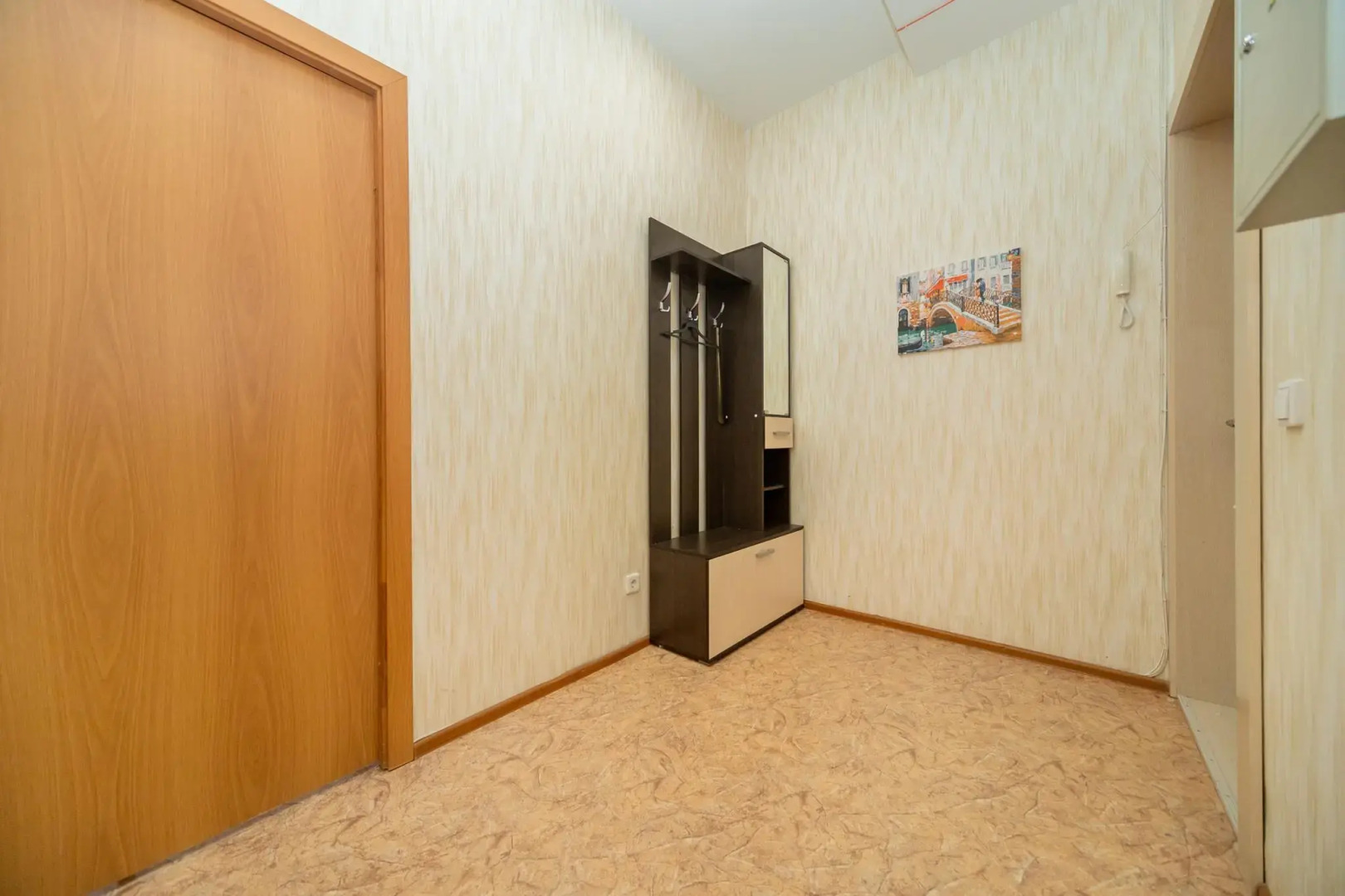 К энд К Апартментс на улице Крылова 17