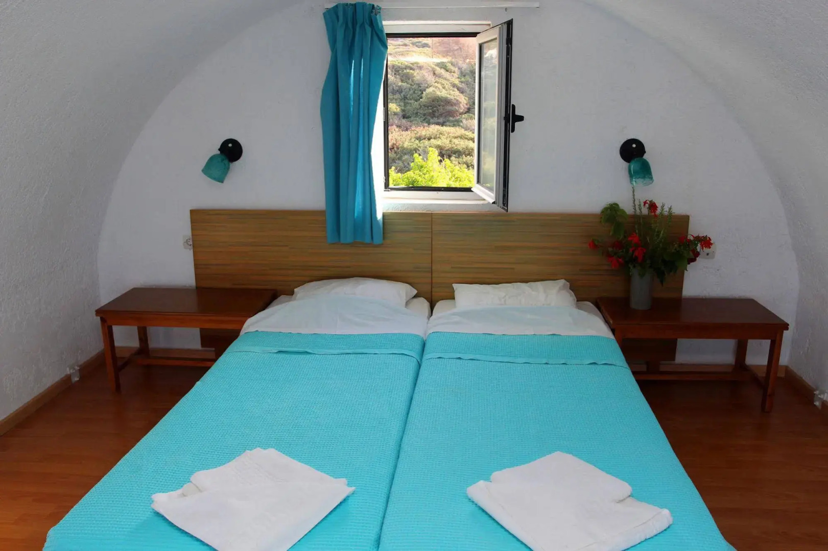 Romantica Beach Villas