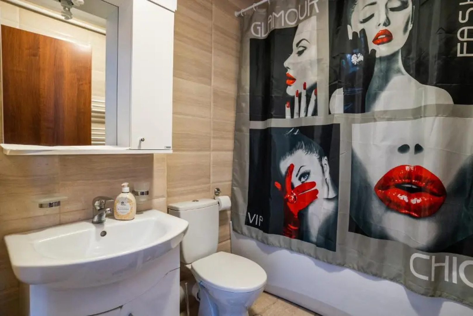 Summerland Sea-View Luxury Apartment