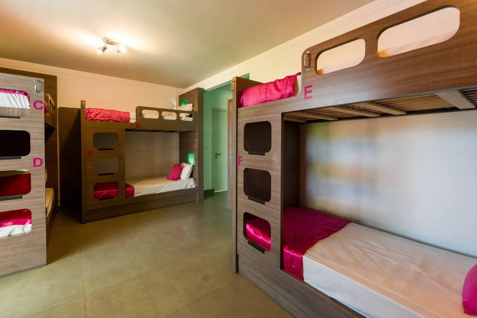 Concept Design Hostel & Suite