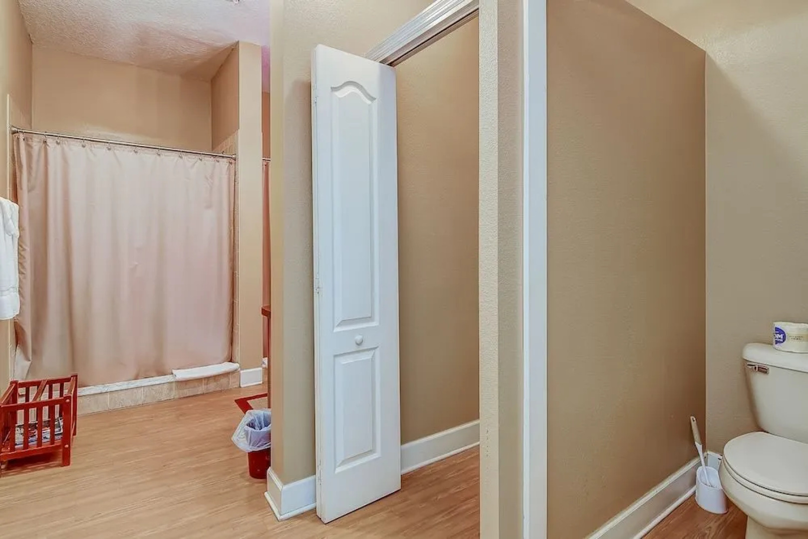 The Chassahowitzka Hotel