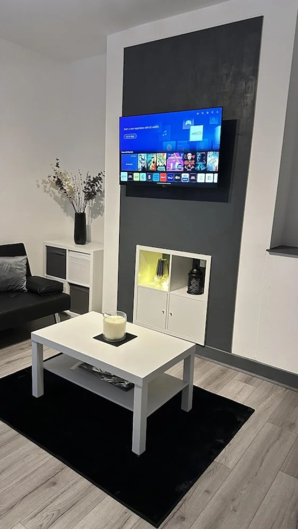 Modern 2 Bed Near Turf Moor Football Stadium