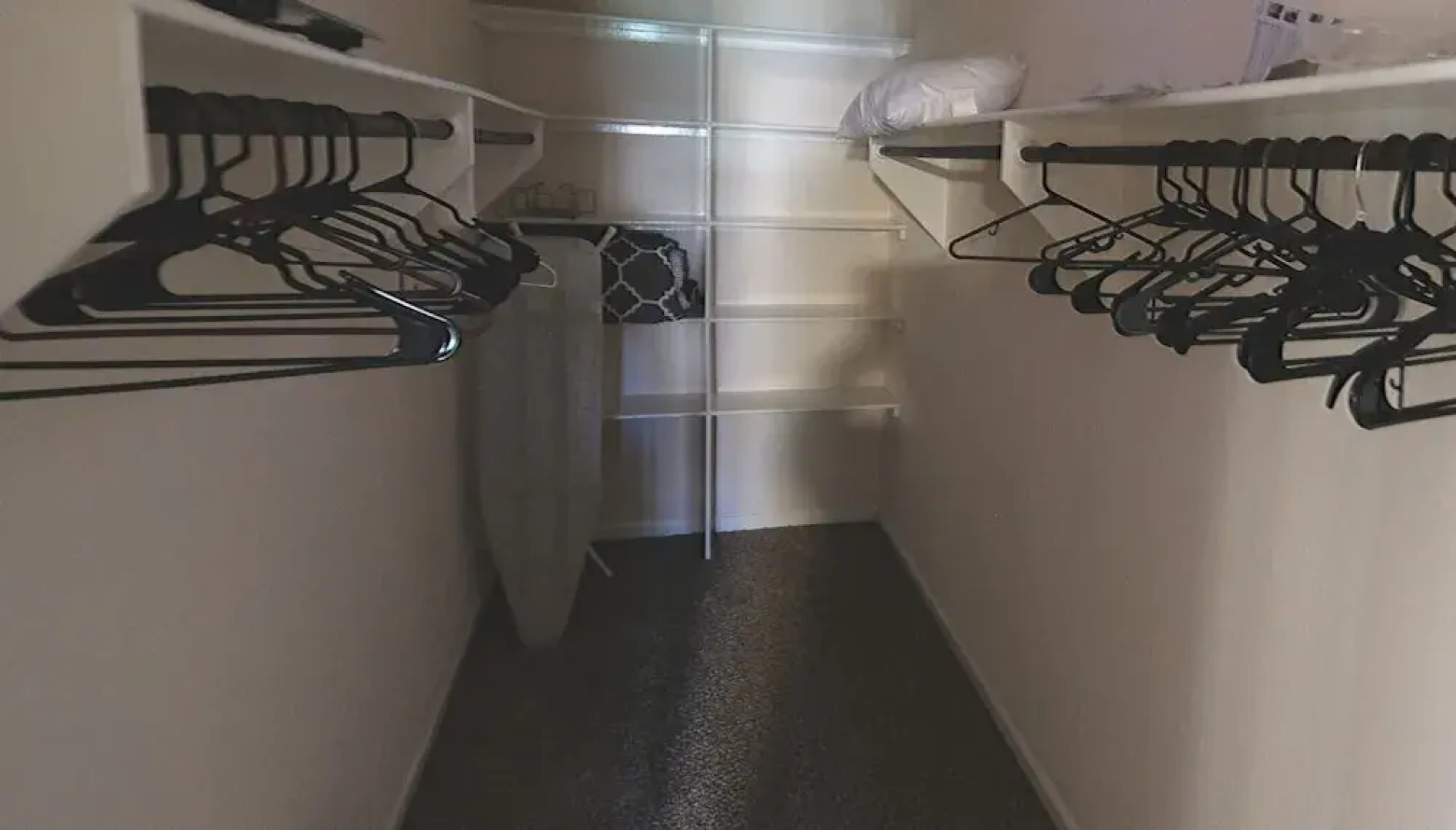 4Bdrm 2Bath 5Beds - NRG Rodeo - Big Home