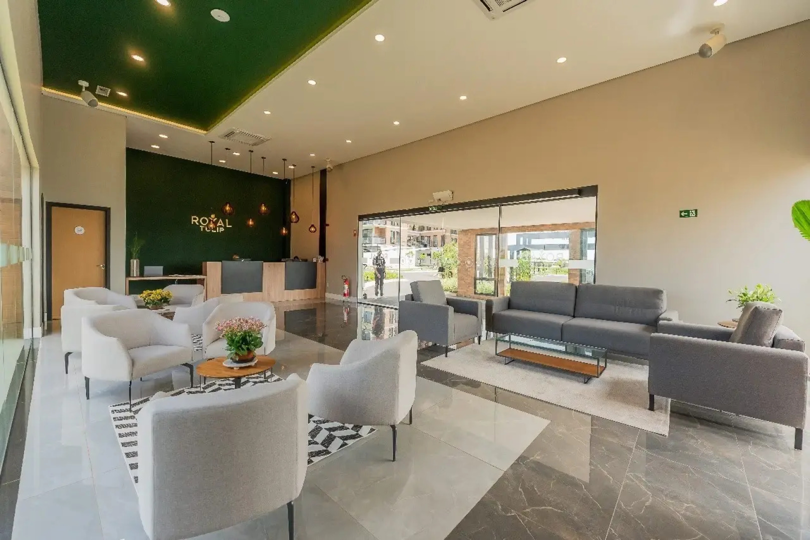 Royal Tulip Holambra