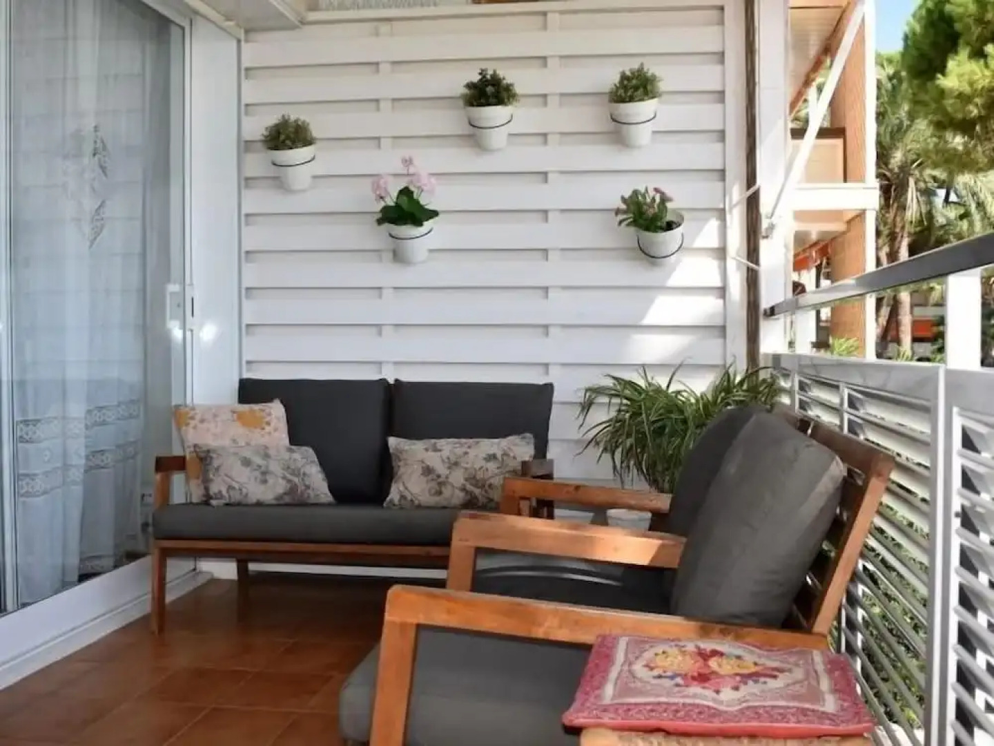 Sanpan Be my Guest Castelldefels