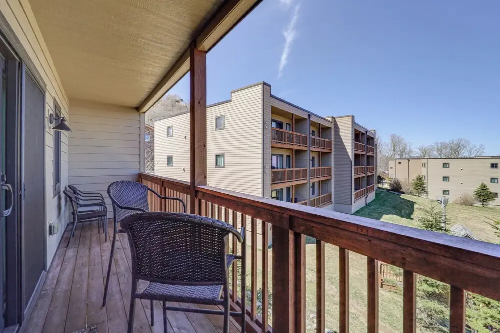 Balcony + Views: Sugar Mountain Haven!