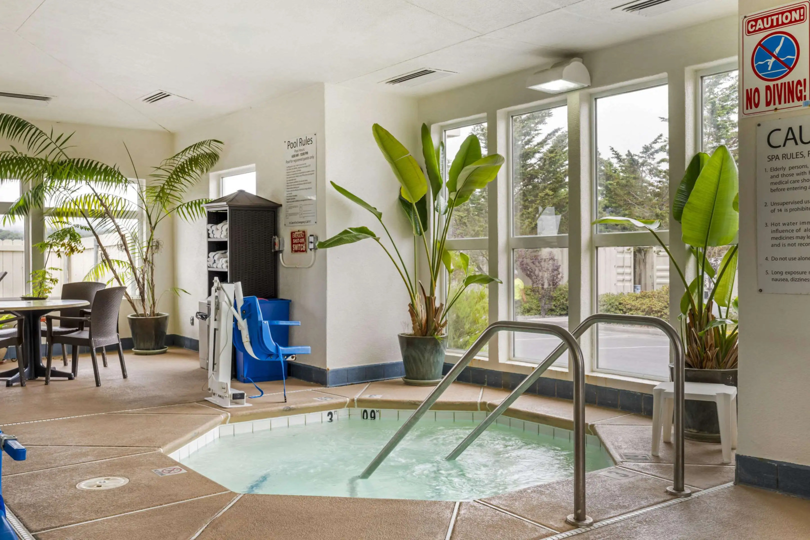 Comfort Inn & Suites Redwood Country