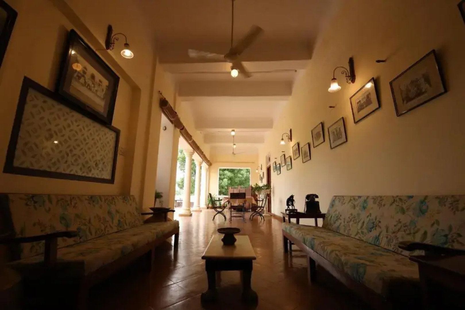 Roop Niwas Kothi, Near Mandawa