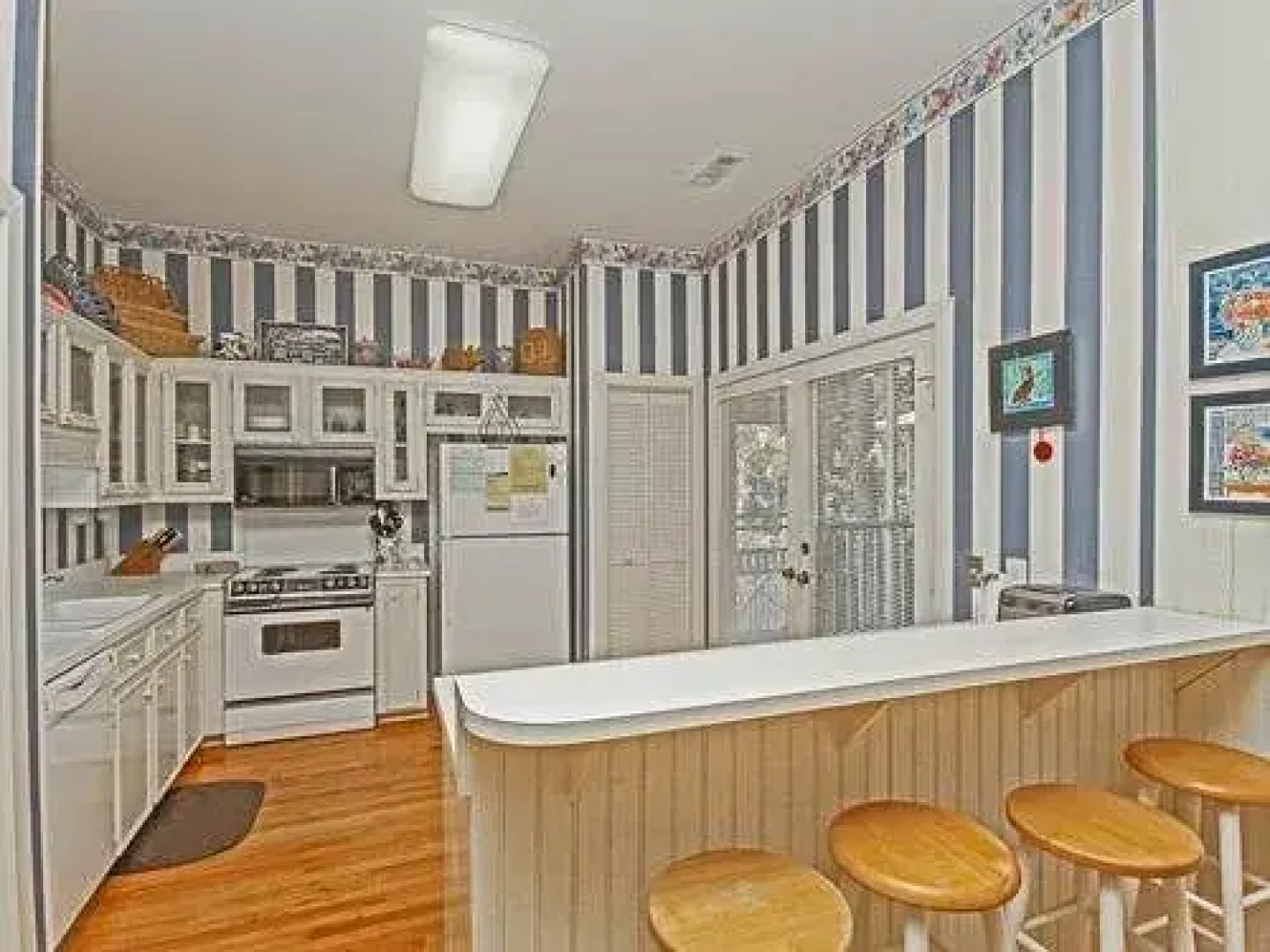 Grand Pavilion Seaside 83 by RedAwning