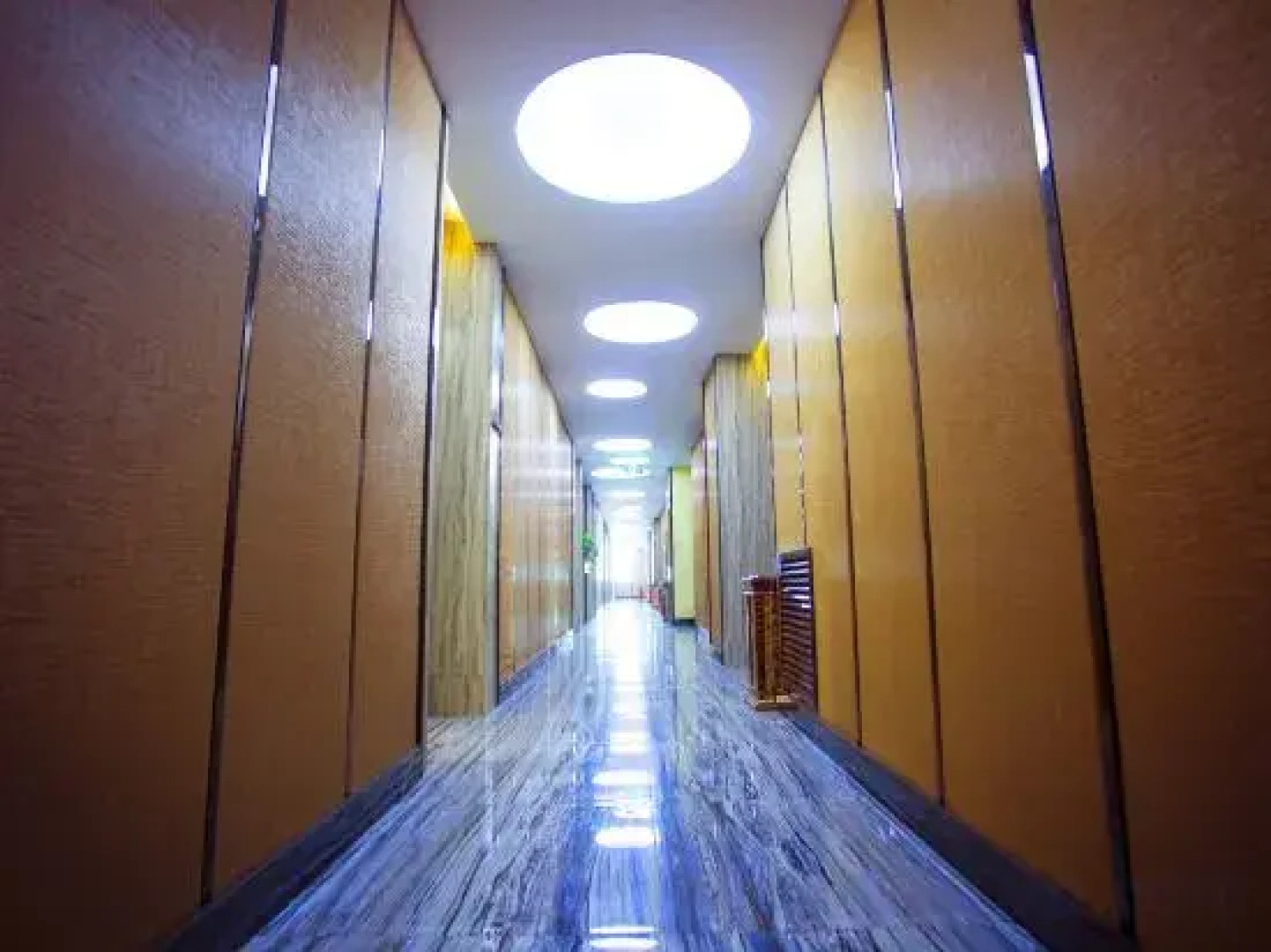 Lanzhou Huayu Business Hotel