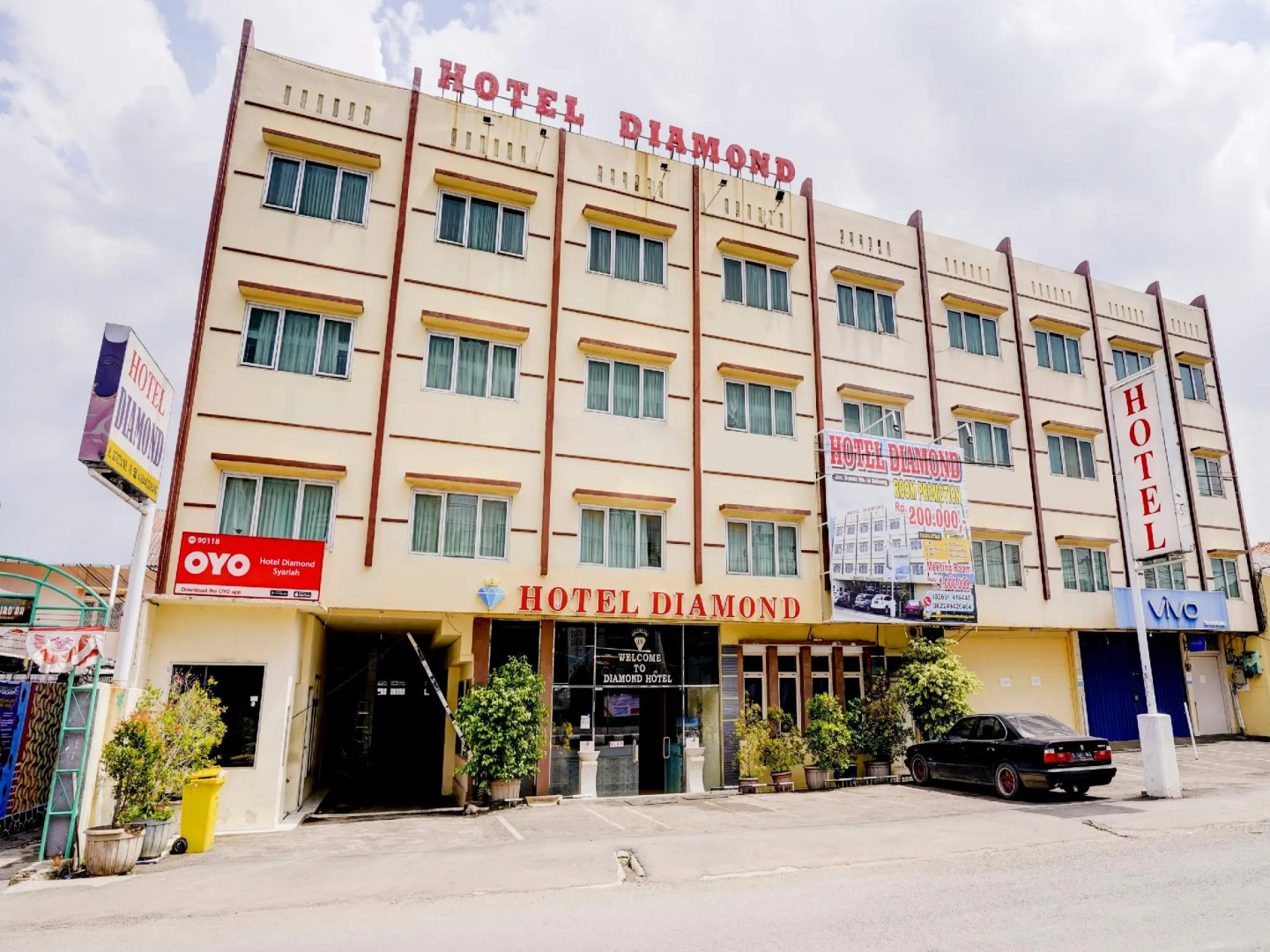OYO 90118 Hotel Diamond Syariah