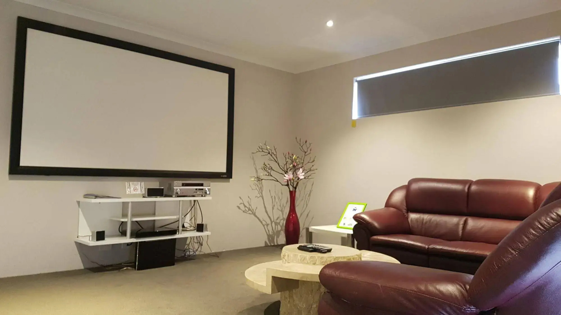 Rainbow Dream House PERTH Holiday Home