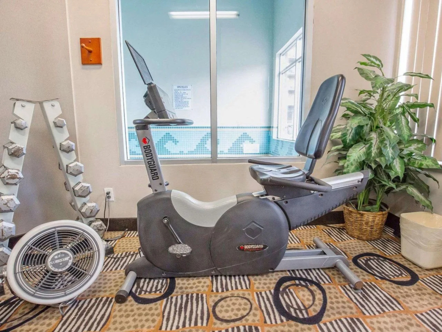 Comfort Inn And Suites South