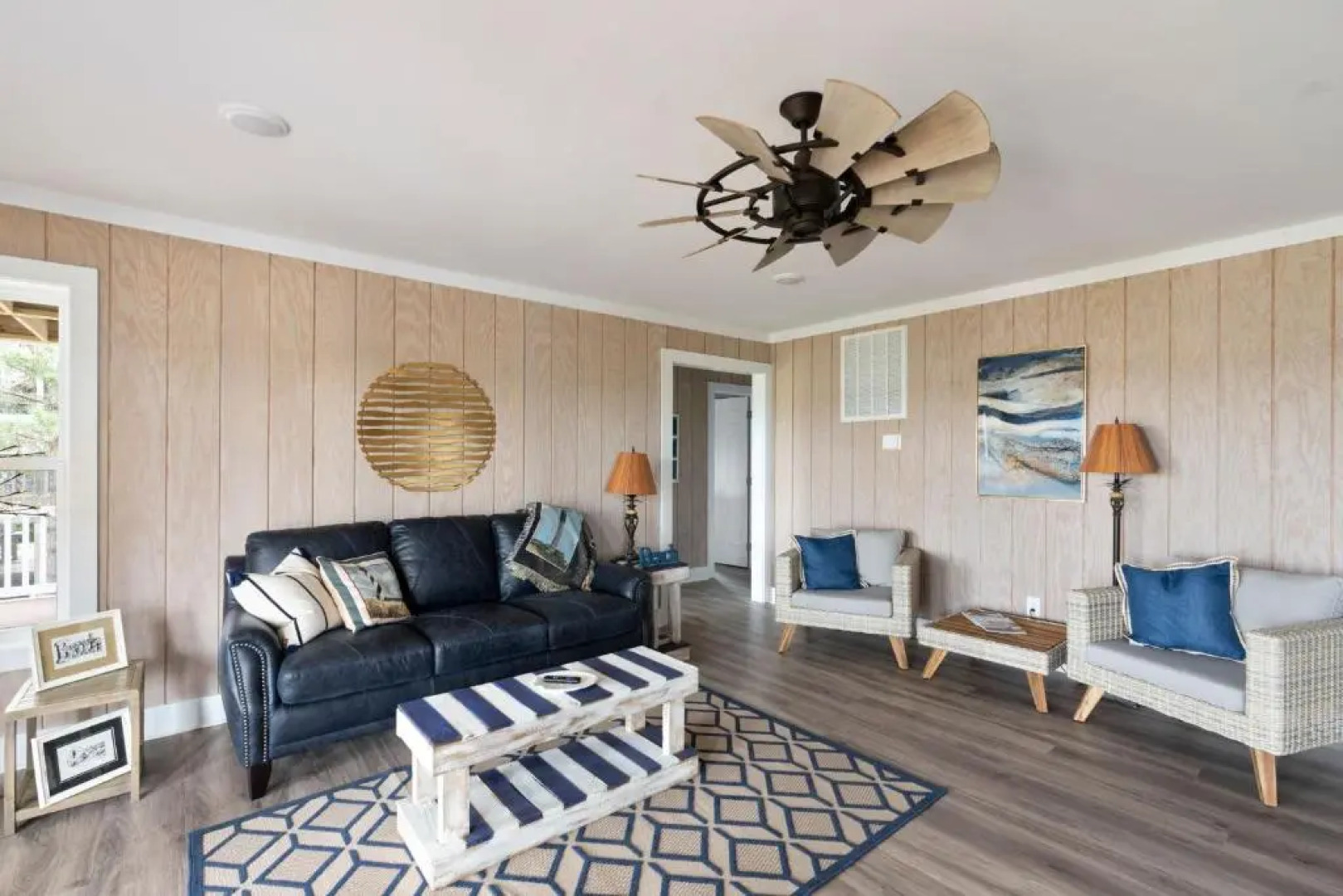 Kings Lynn Inn by Oak Island Accommodations