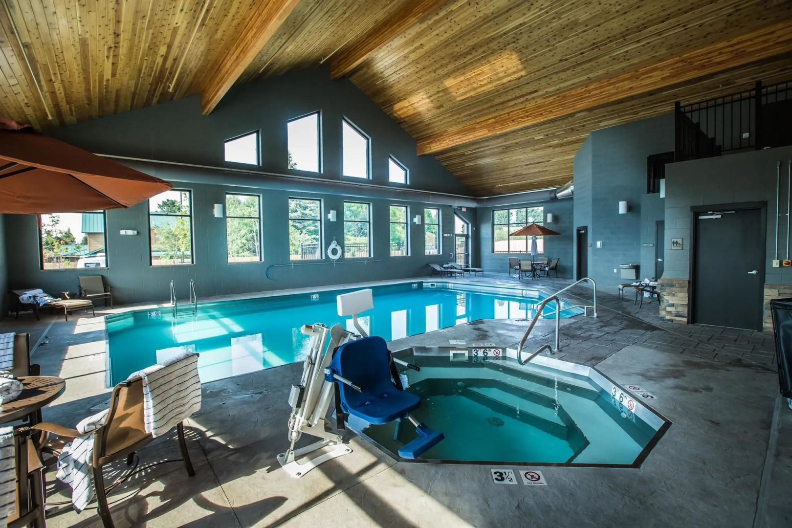 Best Western Premier Ivy Inn & Suites