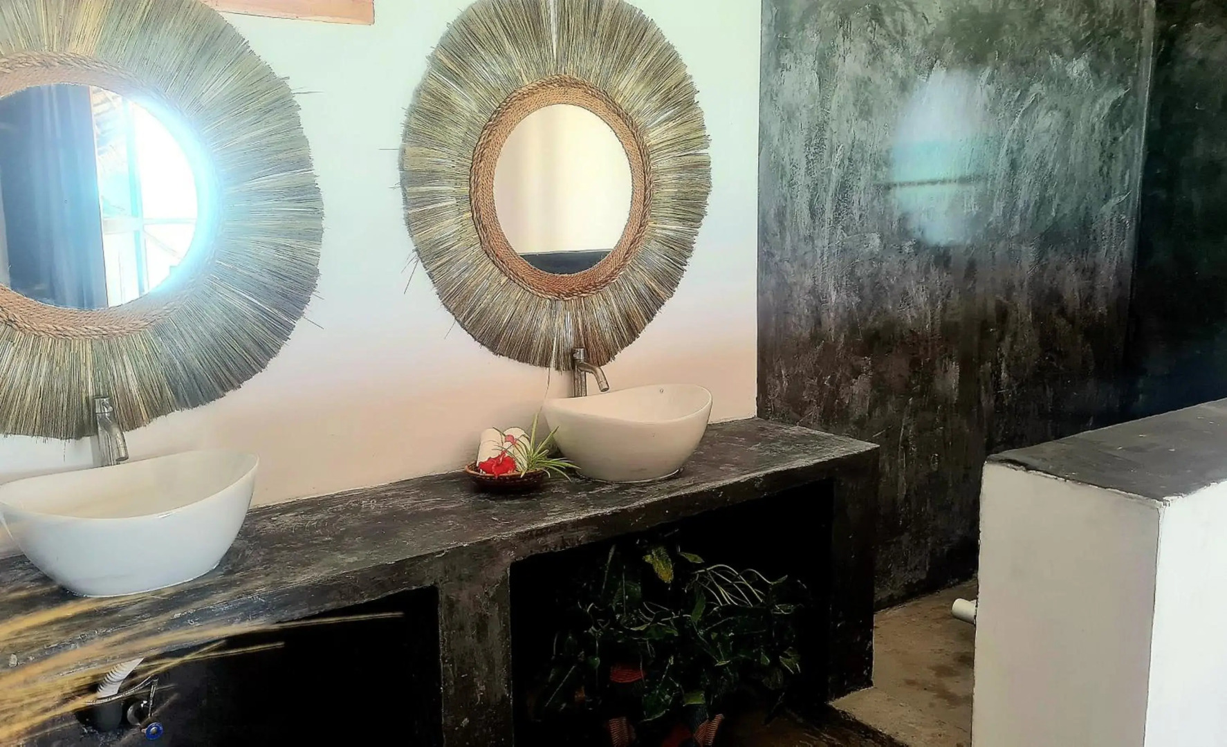 Garden Beach Bungalows