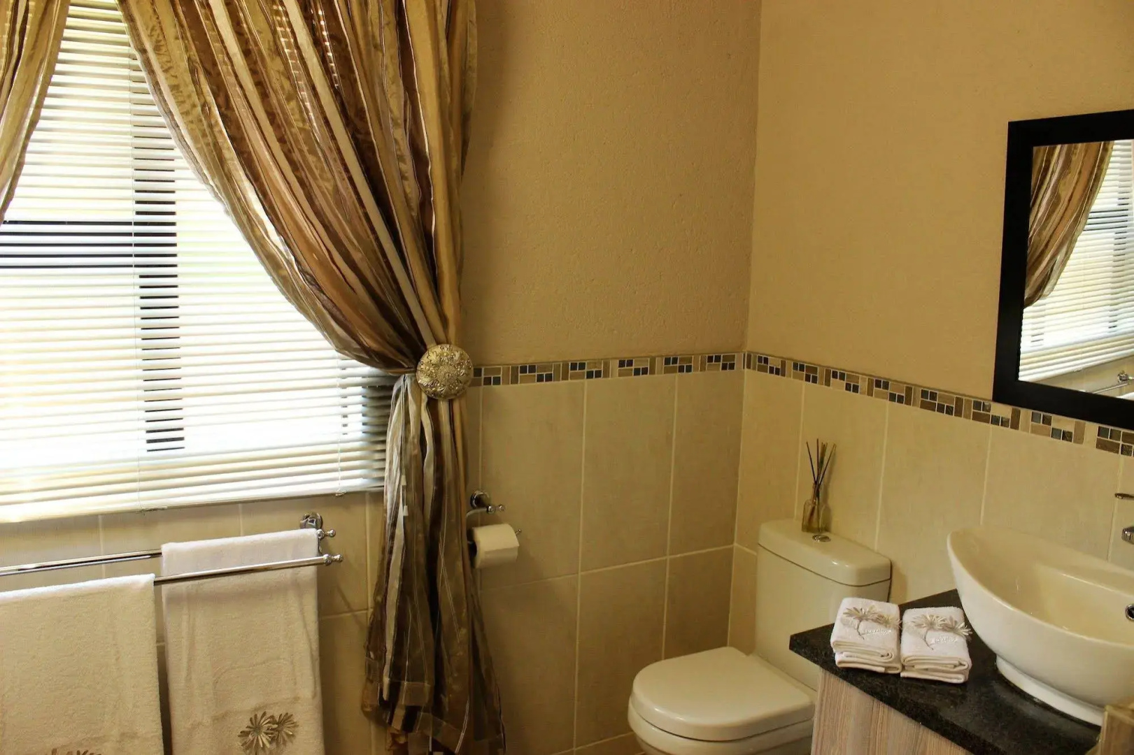 Ibis Way Guest House