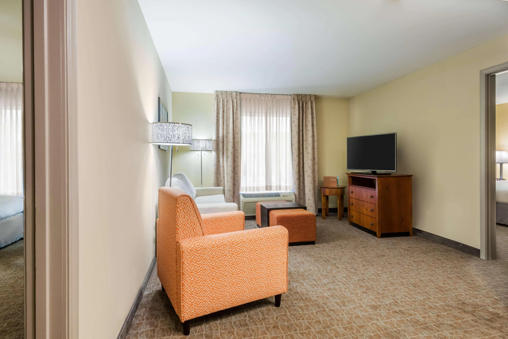 Larkspur Landing Extended Stay Suites St. Louis Riverport - Airport West