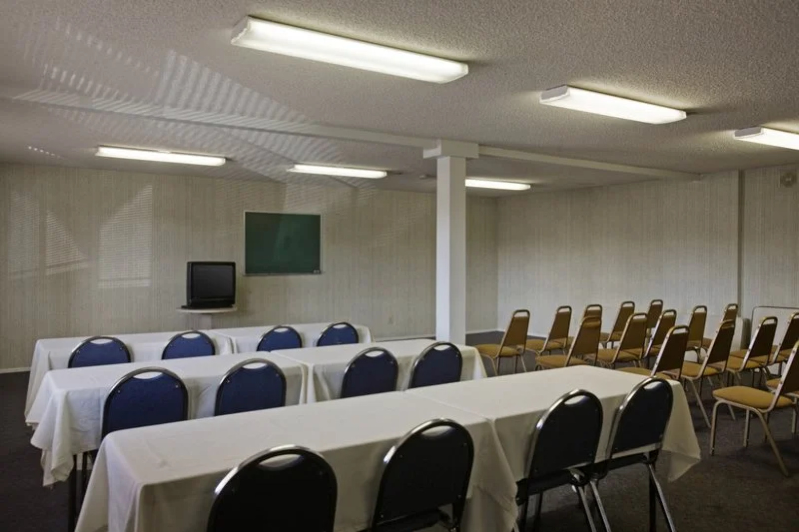 Days Inn by Wyndham Hemet