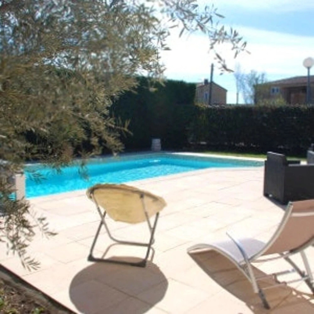 Beautiful villa with swimming-pool