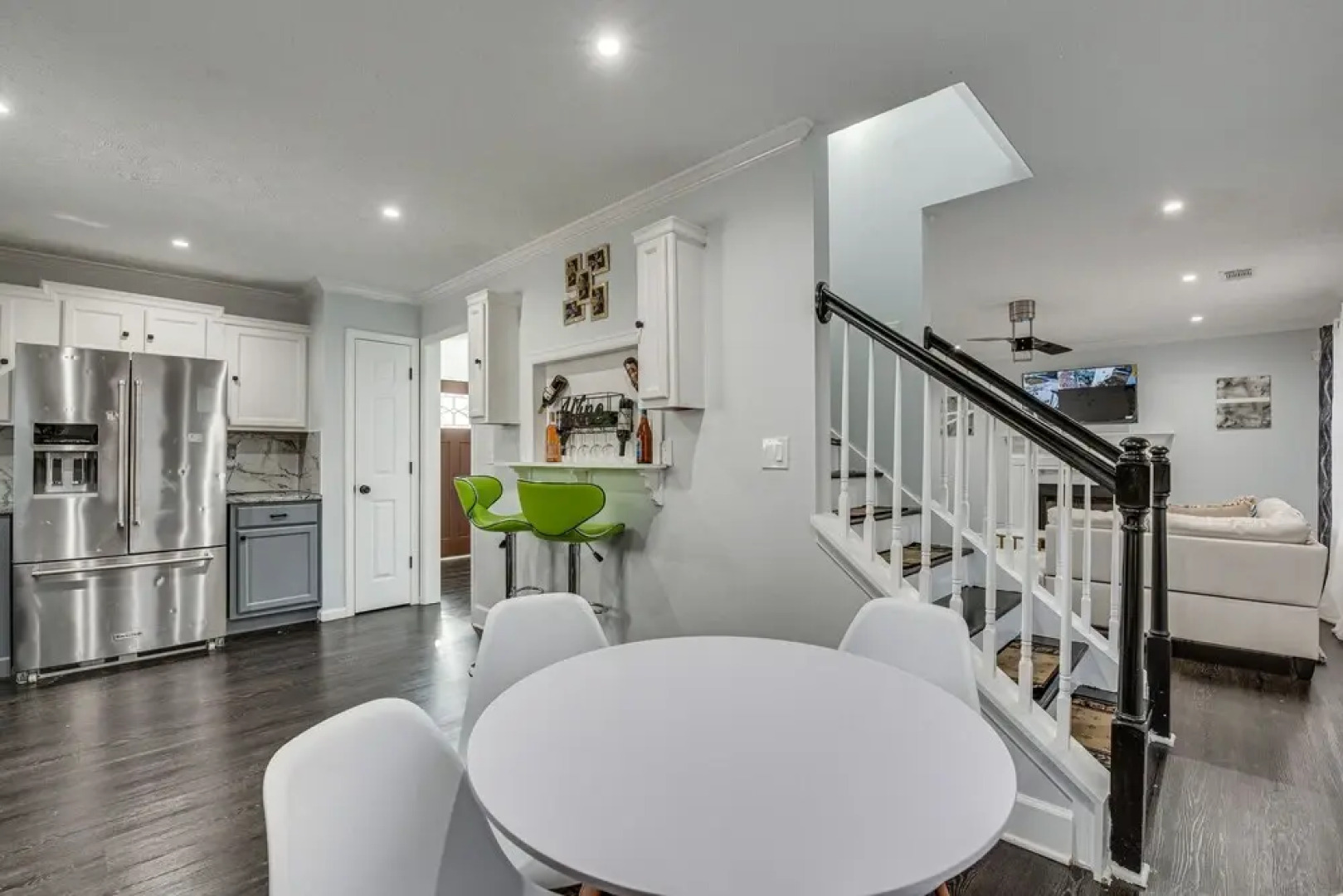 Modern College Park Home: 13 Mi to Dtwn Atlanta!