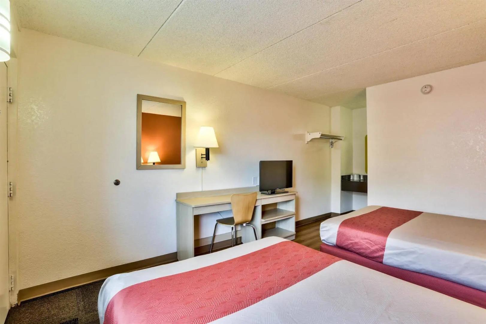 Motel 6 Flagstaff East - Lucky Lane