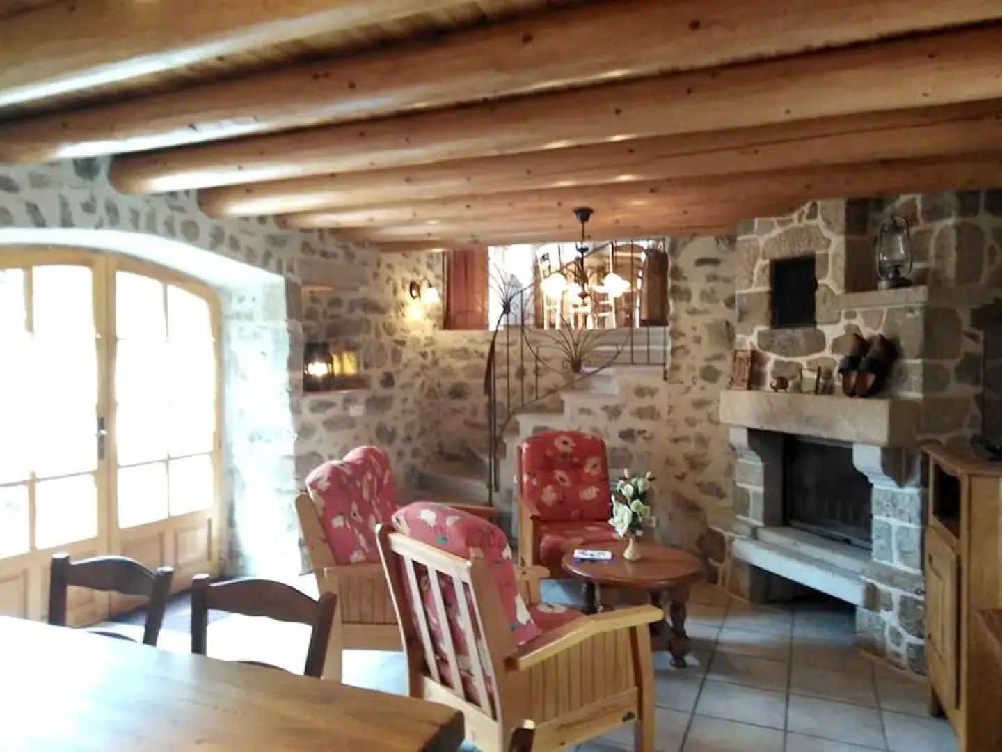 House With 3 Bedrooms in Saint-pal-de-senouire, With Wonderful Mountai