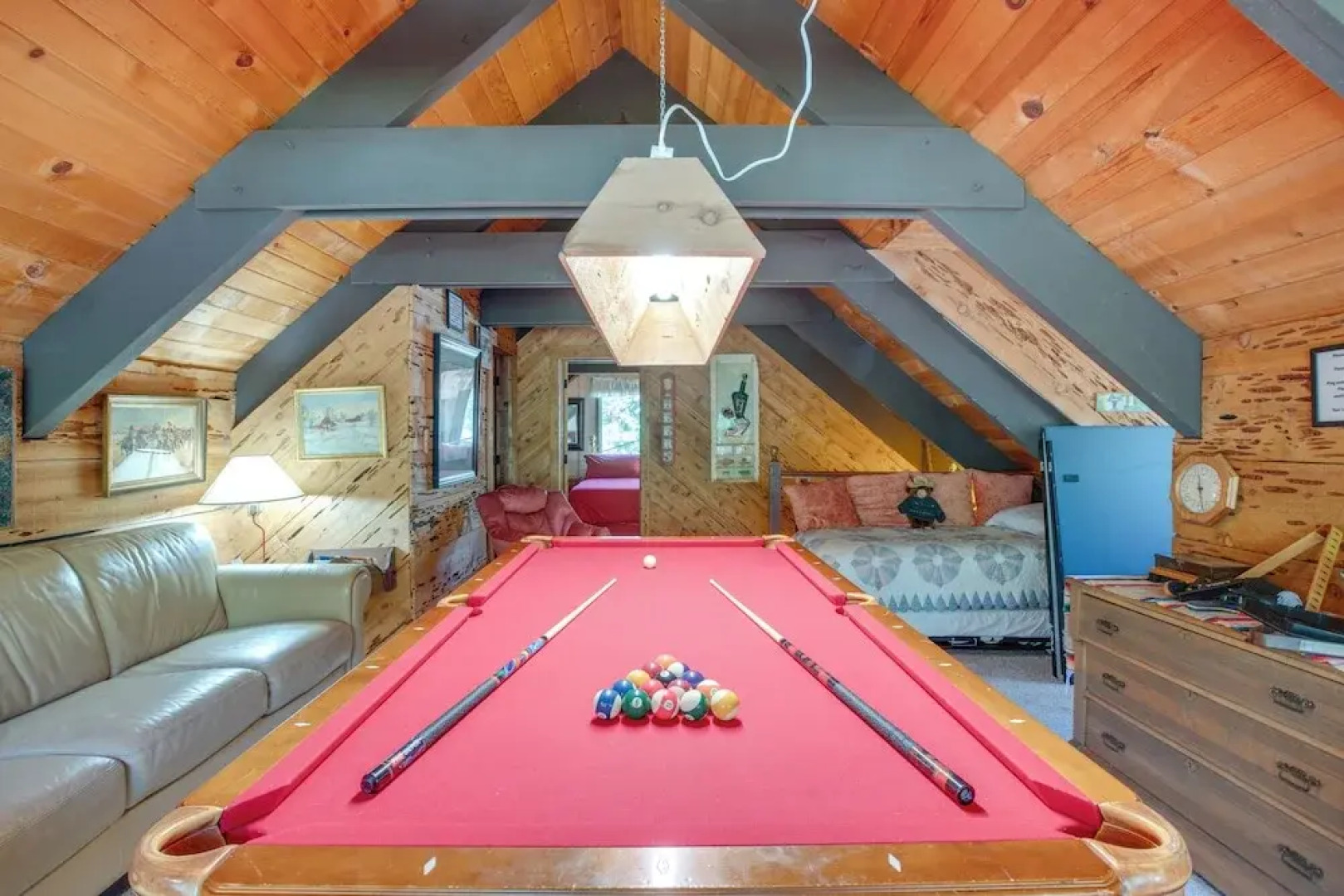 11 Mi to Ski Resorts! Lake Tahoe Gem w/ Pool Table
