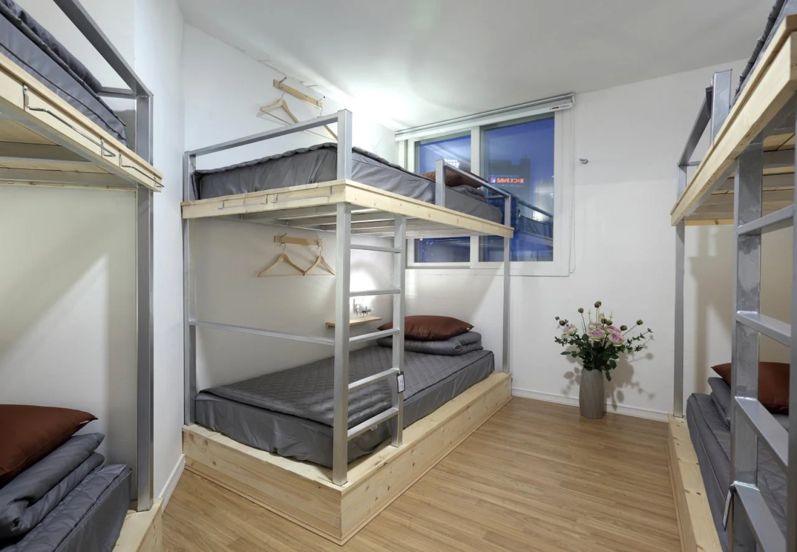 First Guest House - Hostel