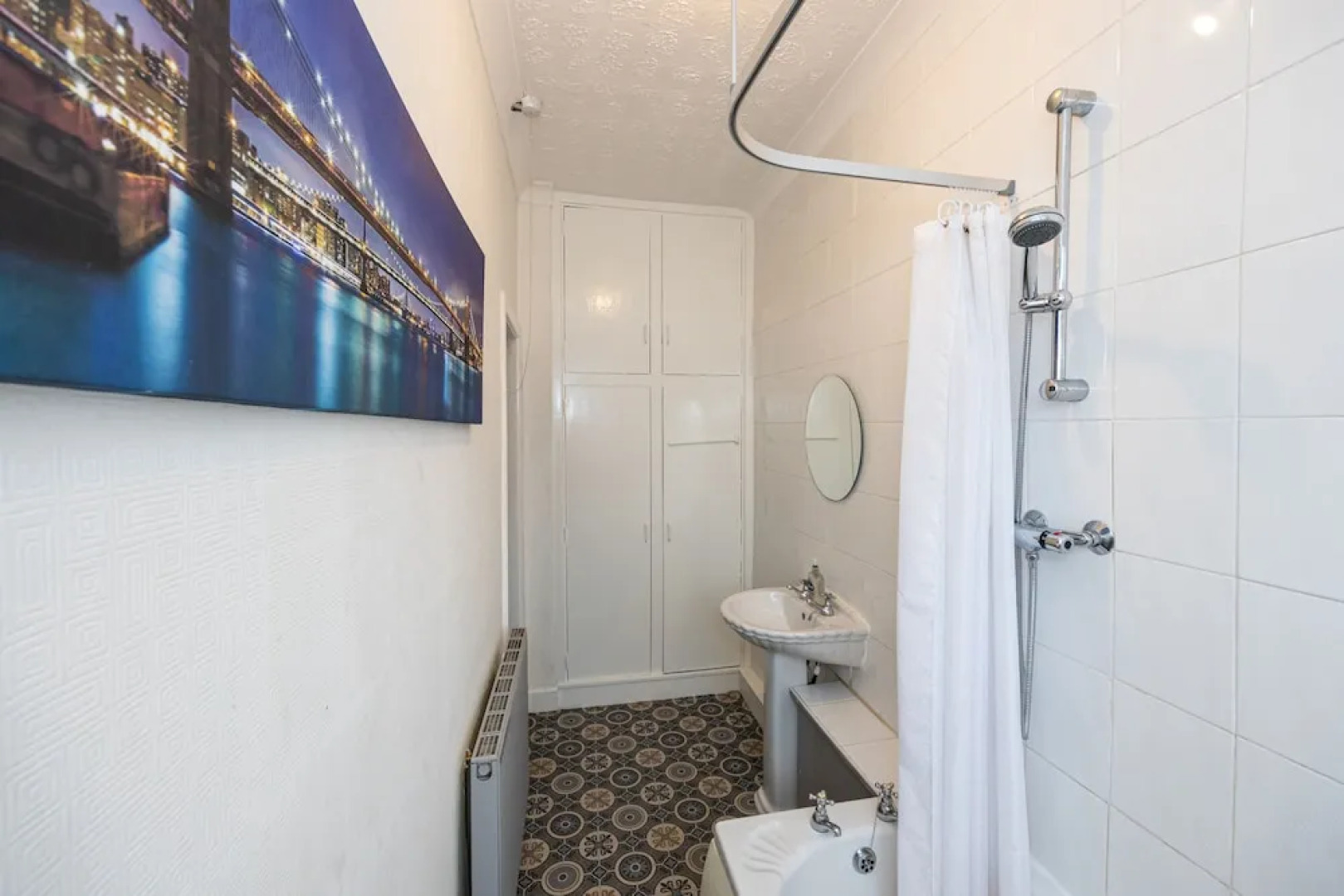 Captivating 2-bed House in Blackburn